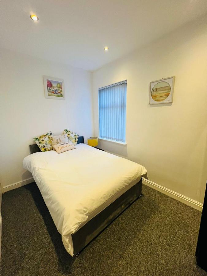 Luxury Double & Single Rooms With En-Suite Private Bathroom In City Centre Stoke On Trent Экстерьер фото