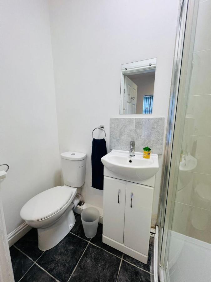 Luxury Double & Single Rooms With En-Suite Private Bathroom In City Centre Stoke On Trent Экстерьер фото